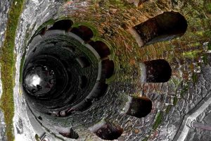 Sintra fotoğrafları Ters Kule - Inverted Tower (Quinta da Regaleira)