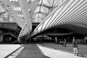 Lizbon gezilecek yerler Oriente Garı mimarı Santiago Calatrava - Lisbon Gare do Oriente