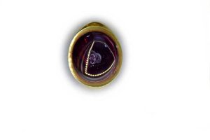 Malatya müzesi Yenice Maşattepe tümülüsü yakut taşlı altın yüzük Erken Roma Dönemi - Masattepe tumulus gold ring with ruby ​​stone Early Roman period