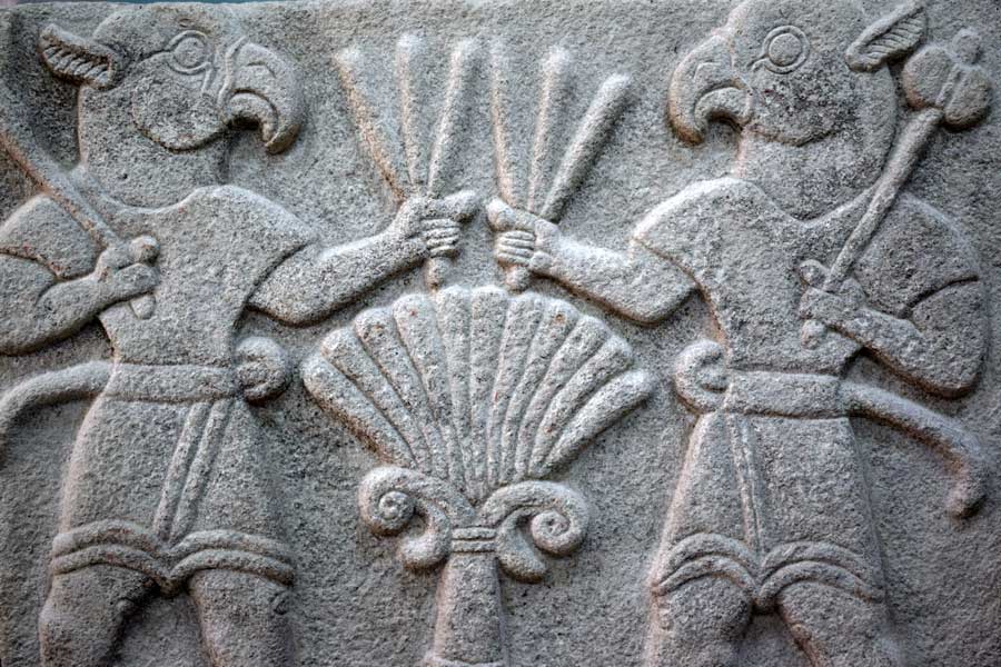 Arslantepe höyüğü Kanatlı demon orthostatı Malatya müzesi eserleri Arslantepe höyüğü Kanatlı demon orthostatı Geç Hitit dönemi MÖ 8yy - Arslentepe mound Late Hittites Age 8th centuries Winget demon orthostat