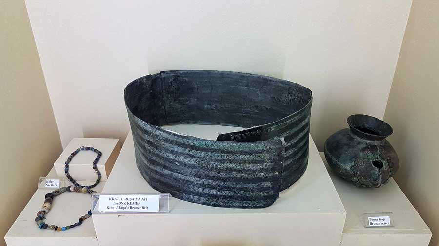 Urartu Kralı 1. Ruşa'ya ait kemer Malatya müzesi eserleri Urartu Kralı 1. Ruşa'ya ait kemer - King I. Ruşa's belt