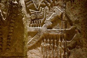 Mardin Müzesi Göçebe mezar taşları Cizre MS 11-20. yy - Mardin Museum Nomadic gravestones AD 11-20 Century