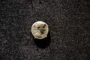 Mardin Müzesi Roma İmparatorluk dönemi sikkesi MÖ 30-MS 491 - Mardin Museum coins of Roman Empire Period 30 BC-AD 491