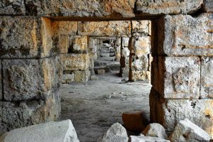 Perge antik kenti stadyum ziyaretçi giriş bölümleri - Perge ancient city stadium entrance sections