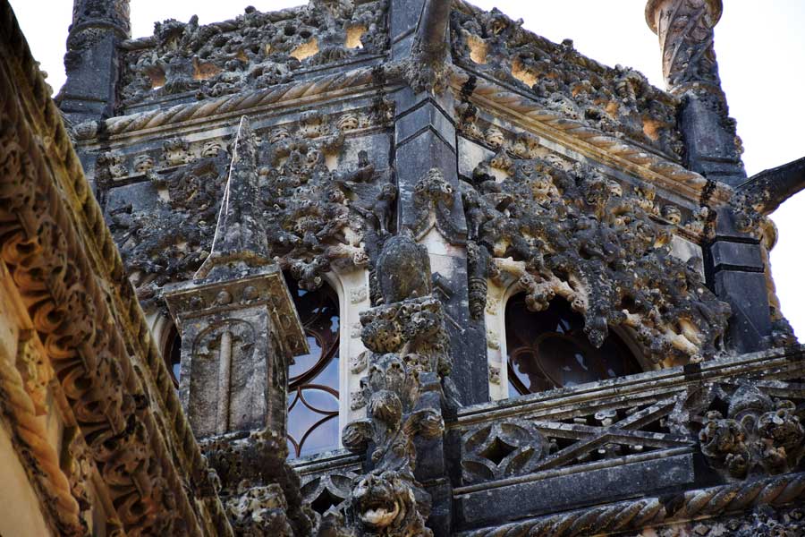 Sintra Quinta da Regaleira sarayı Sintra fotoğrafları Quinta da Regaleira sarayı - Portugal Sintra Quinta da Regaleira Palace
