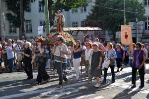Portekiz gezilecek yerler Lizbon katedrali dini ayin - Lisbon cathedral religious rite (Rito Religioso)