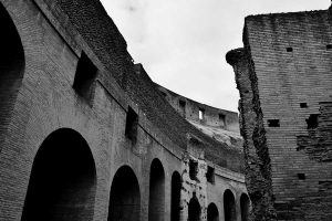 Kolezyum siyah beyaz fotoğrafları - Black and white Colosseum photos
