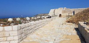 Seddülbahir Kalesi Güney Batı Duvar, Batı Kule ve Fransız Mezarları Restorasyon Sonrası - Seddülbahir Fortress South West Wall, French Graves & West Tower after Restoration