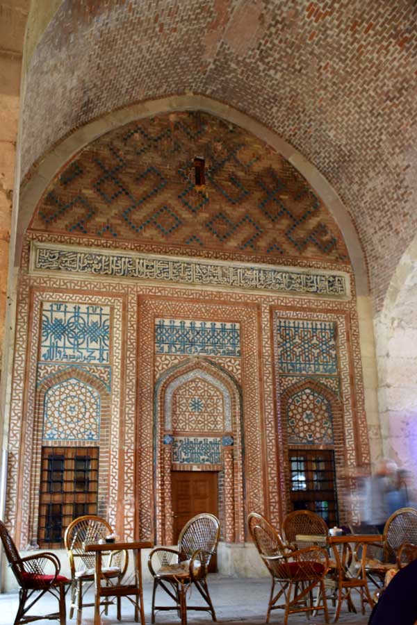 Şifaiye Medresesi I. İzzettin Keykavus türbesi - Sivas Sifaiye Madrasah Kaykavus I tomb and Seljuk period tiles