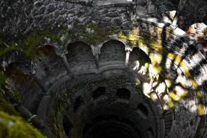 Lizbon Sintra Ters Kule fotoğrafları - Sintra Quinta da Regaleira Inverted tower photos