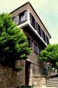 Şirince Denizli turu güzergahı fotoğrafları ahşabın gölgesinde - Sirince Denizli route photos in the shadow of timber