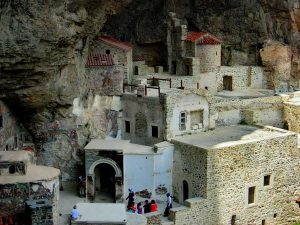 Sümela manastırı genel görünümü fotoğrafları - like a maquette, Sumela monastery photos