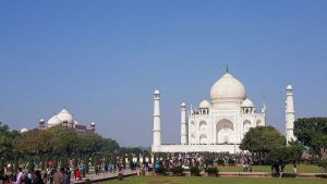 Hindistan gezilecek yerler Tac Mahal sit alanı ve ziyaretçileri - Taj Mahal site and visitors