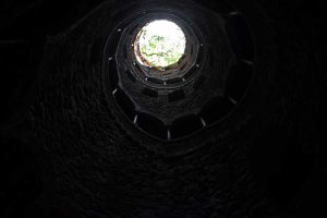 Sintra Ters Kule fotoğrafları - Sintra Quinta da Regaleira Inverted tower photos
