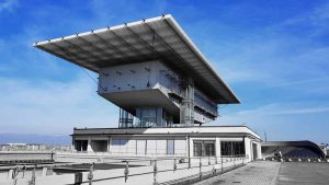 Lingotto eski Fiat fabrikası çatı test pisti ve sanat galerisi - Turin Lingotto old Fiat factory roof test track and Agnelli art gallery