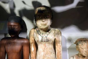 Torino Mısır Müzesi antik Mısır heykelcikleri - Turin Egyptian Museum ancient Egyptian figurine