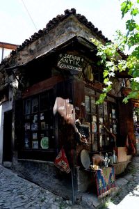 Trans Karadeniz turu Safranbolu Arasta çarşısı plak dinledik - Trance Black Sea route photos listened to old records Safranbolu Arasta bazaar